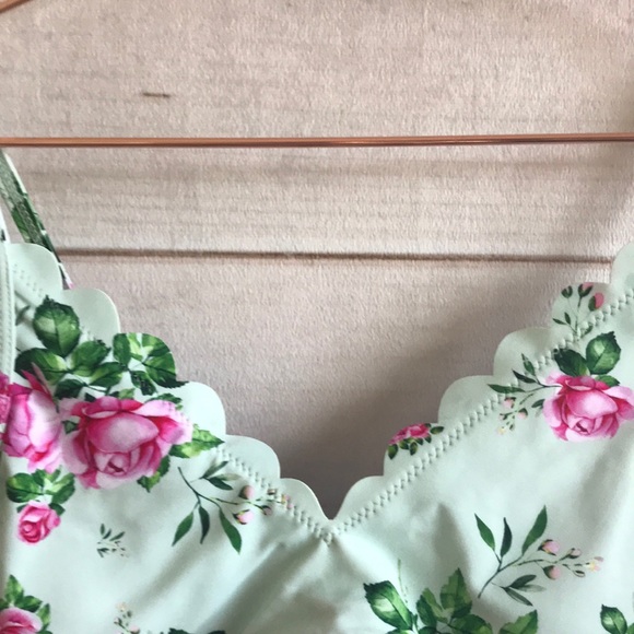 Sun Chaser Floral Bikini Set - Picture 2 of 7